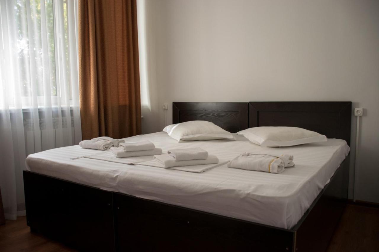 Astana Hotel Almaty Ngoại thất bức ảnh