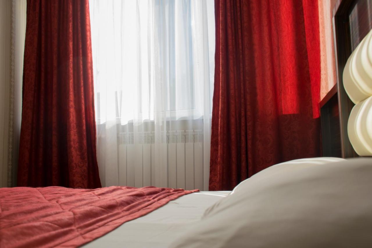 Astana Hotel Almaty Ngoại thất bức ảnh