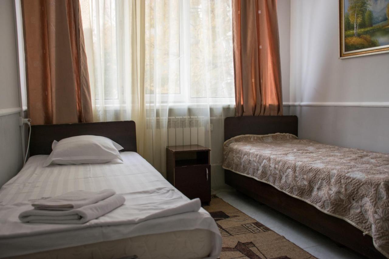 Astana Hotel Almaty Ngoại thất bức ảnh