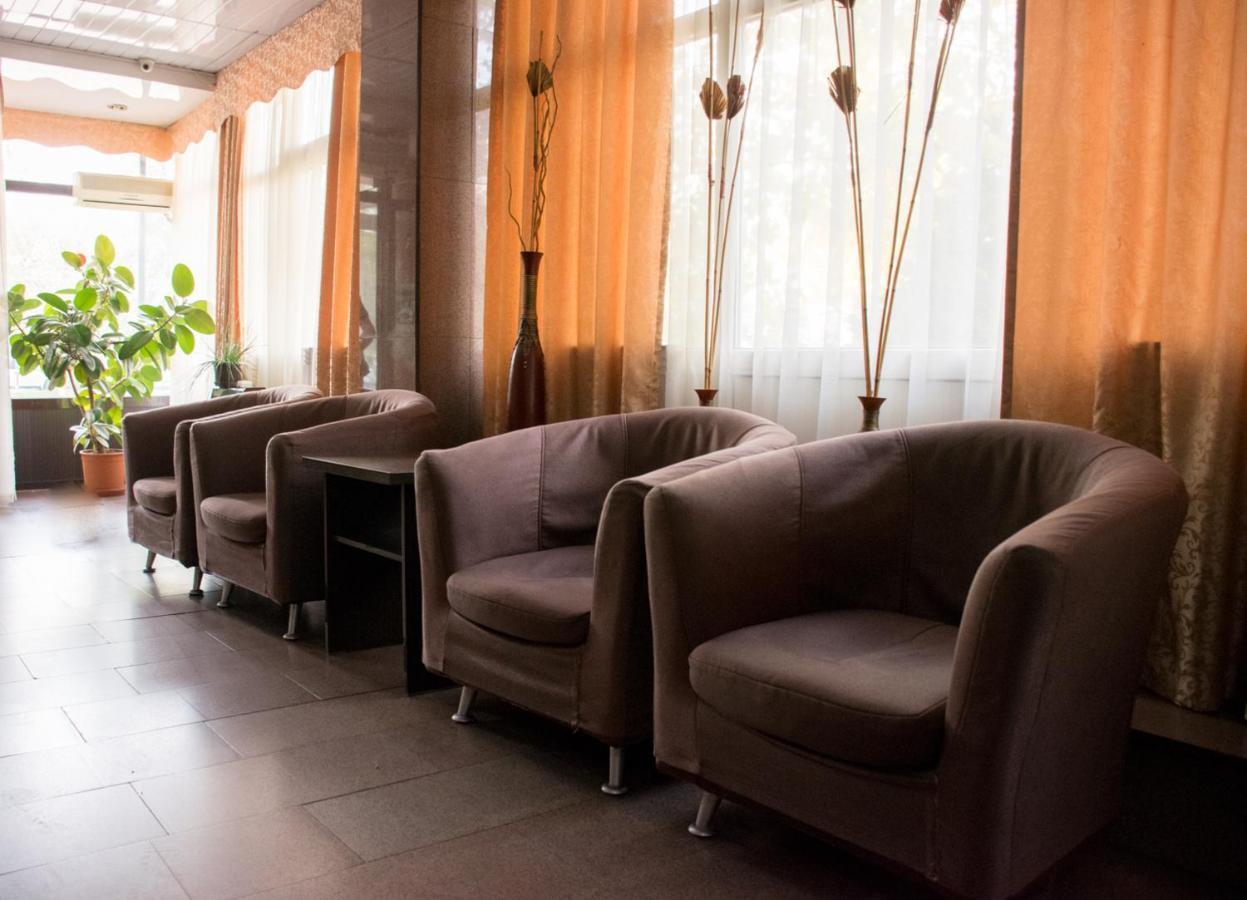 Astana Hotel Almaty Ngoại thất bức ảnh